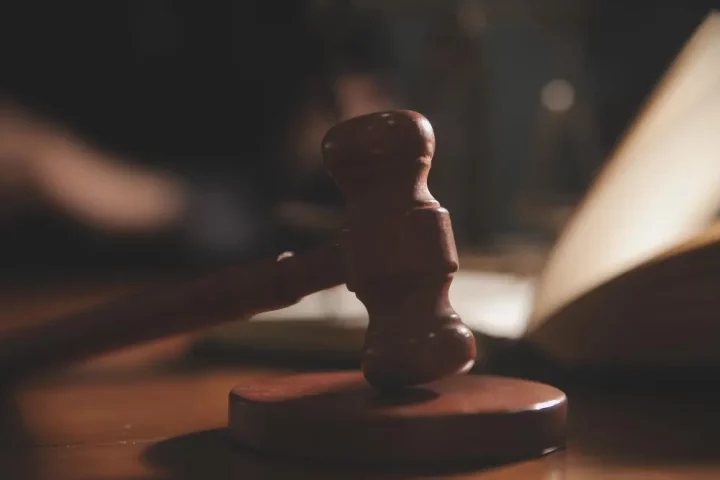 Julgamento em janeiro de 2026 decidirá se o Decreto-Lei n.º 36/2025 sobre cidadania italiana poderá ter validade retroativa.