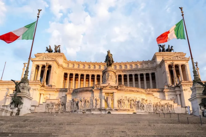 Cidadania italiana versus cidadania portuguesa: Foto do Monumento a Vítor Emanuel II da Itália em Roma