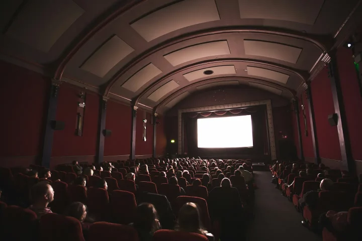 Filmes da Itália: Foto de pessoas em uma sala de cinema