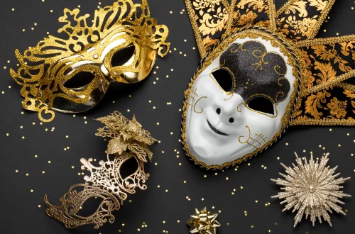 Entenda a tradição das máscaras de Veneza, seus significados históricos, tipos mais famosos e o papel social do anonimato na cultura italiana.