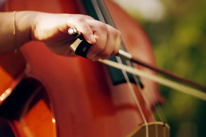 Descubra a música italiana, da ópera ao pop, e conecte-se à cultura e cidadania italiana com a ajuda da io.gringo.