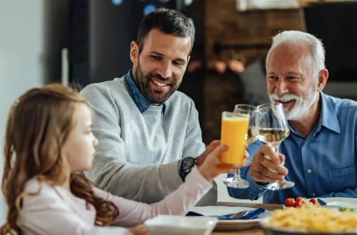 Pranzo della domenica: entenda a tradição do almoço de domingo na Itália, seu significado cultural, estrutura e variações regionais.