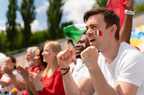 Conheça a história da seleção italiana de futebol, suas conquistas e como está a equipe em 2025. Confira elenco, destaques e projeções.