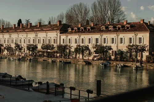 Tirar visto italiano: Foto de Peschiera del Garda